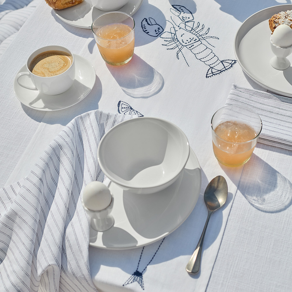 Приятная свежесть лета в новом каталоге The White Company